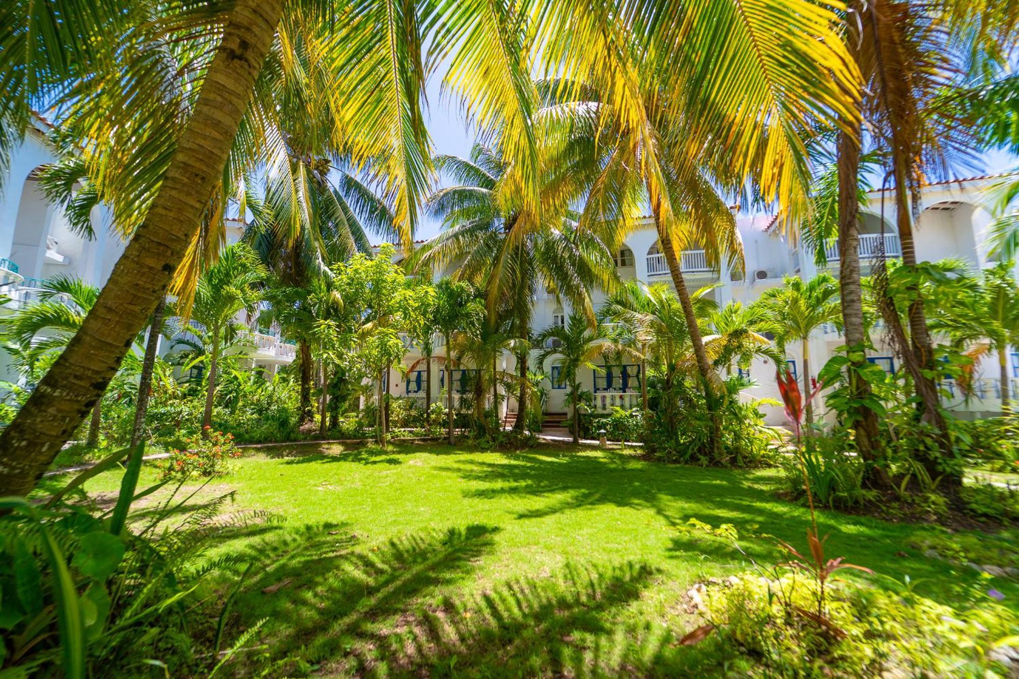 Franklyn D Resort & Spa All Inclusive Runaway Bay Exterior foto